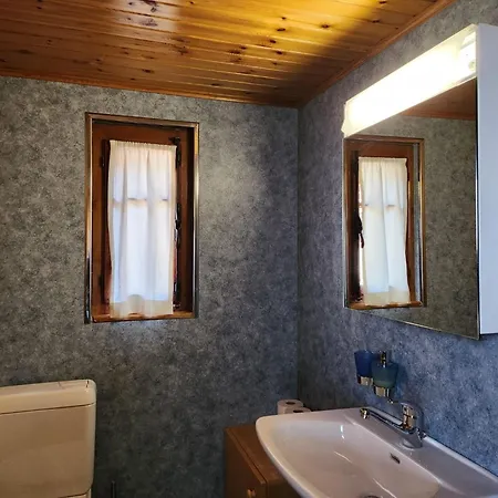 Typische Le Luisant- Val D'herens By Interhome