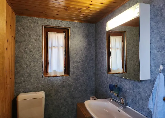 Typische Le Luisant- Val D'herens By Interhome